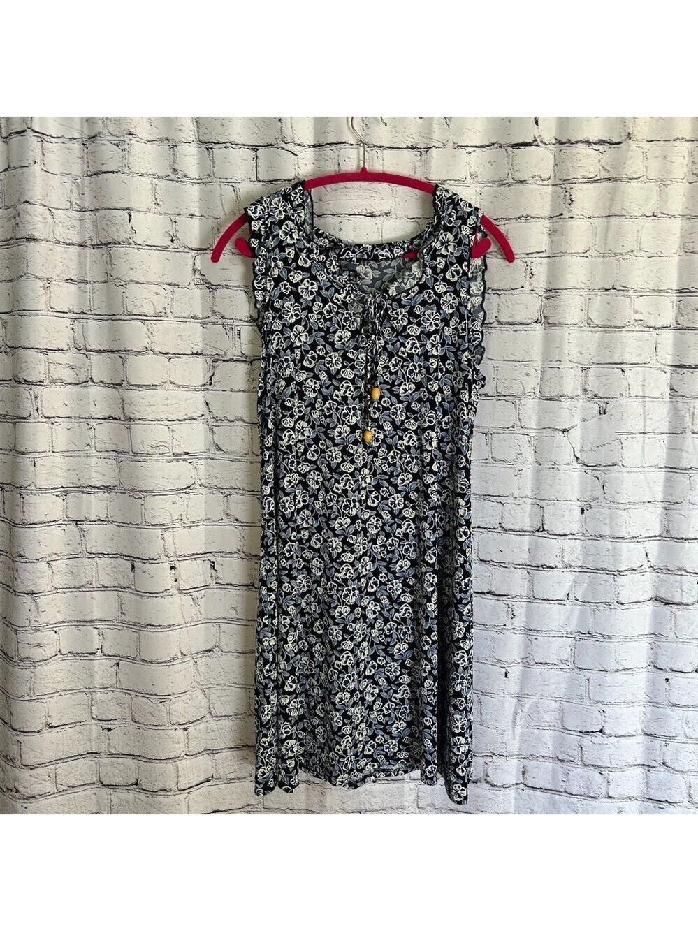 Ladies SJS sleeveless Dress Size L